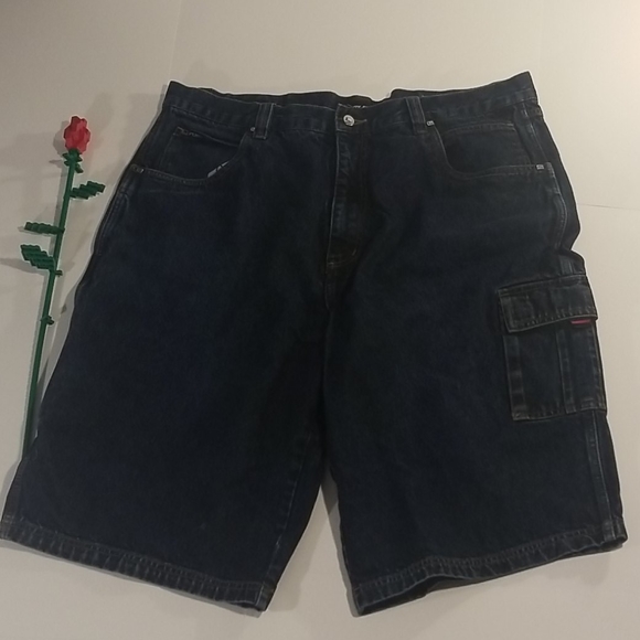 Fubu the Collection Cargo Shorts - Picture 7 of 7